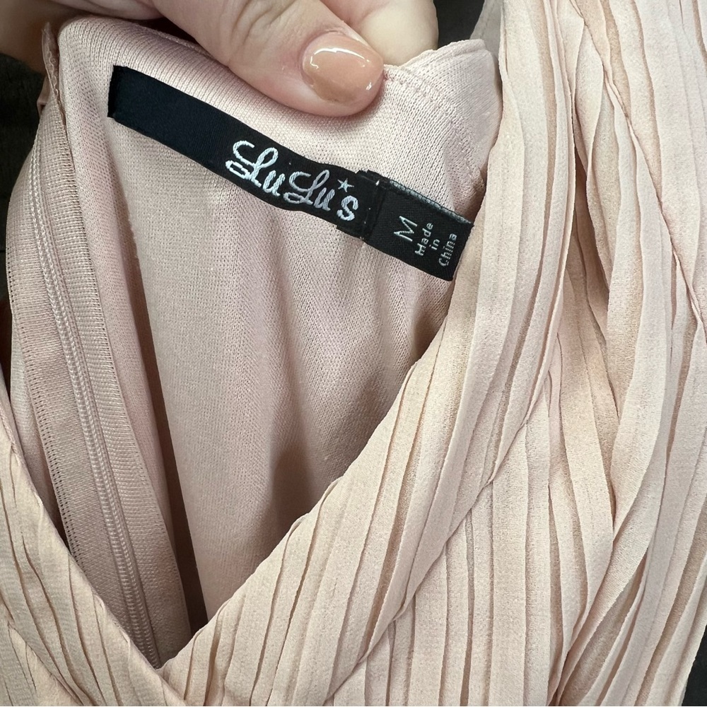 Lulu’s Exclusive Strike a Minerva Peach Maxi Dress - Picture 8 of 10